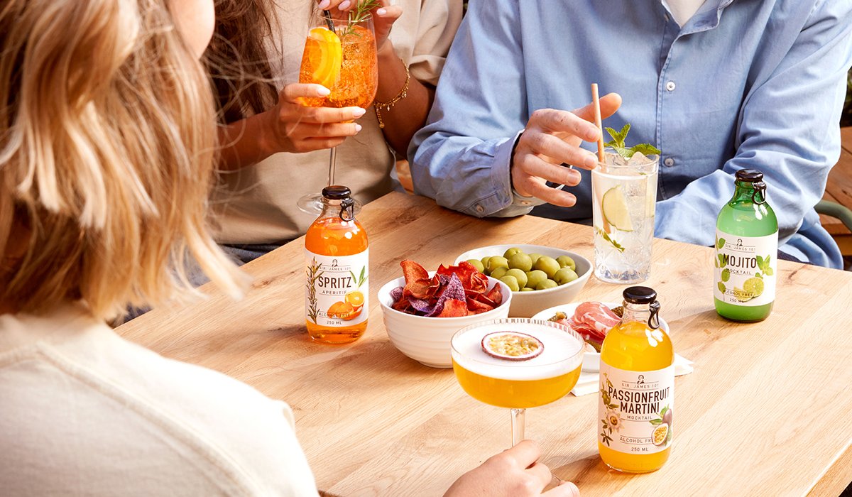 Casoni Liquori porta in Italia e UK Sir. James 101: nuova frontiera della mixology analcolica
